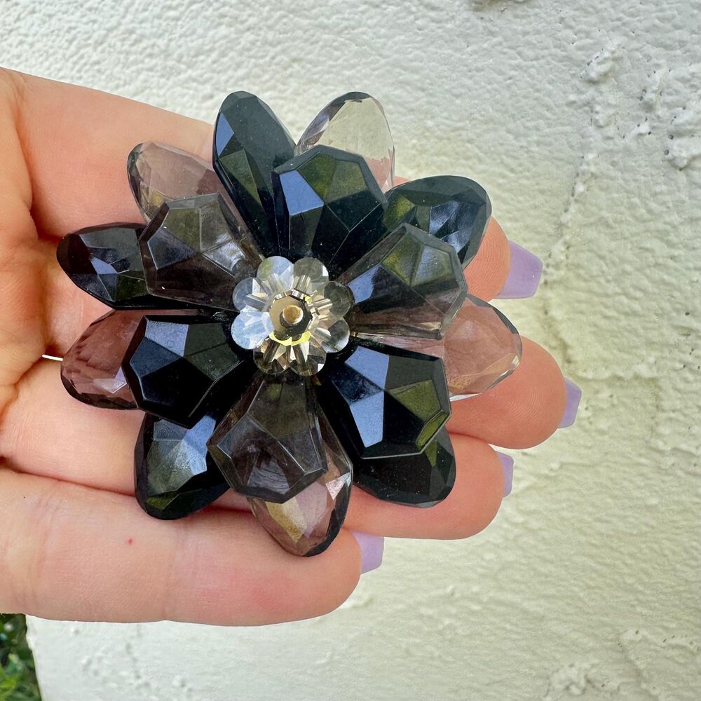 Vintage Jewelry Black Flower brooch Black and Gray Floral pin